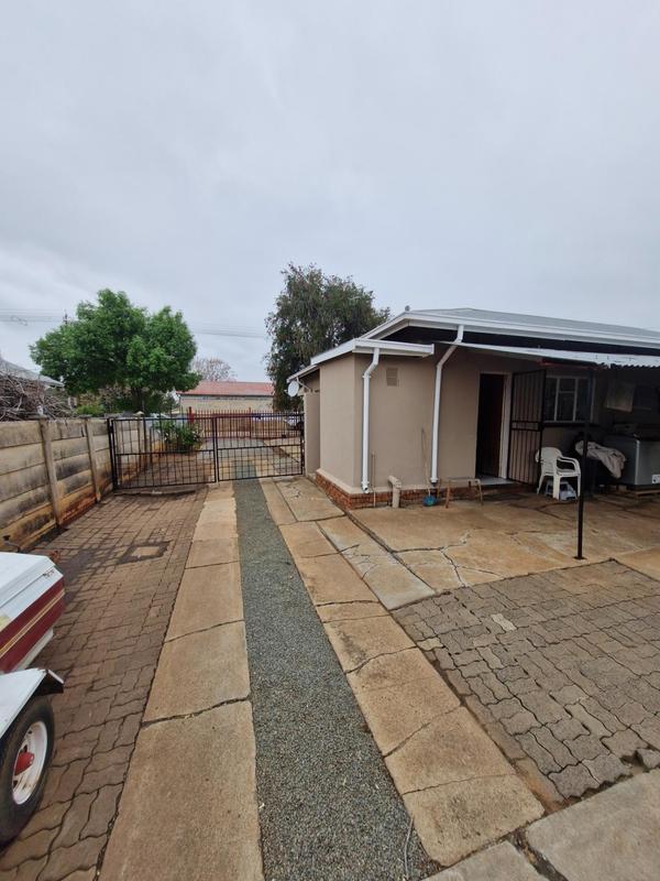 3 Bedroom Property for Sale in Vryburg North West